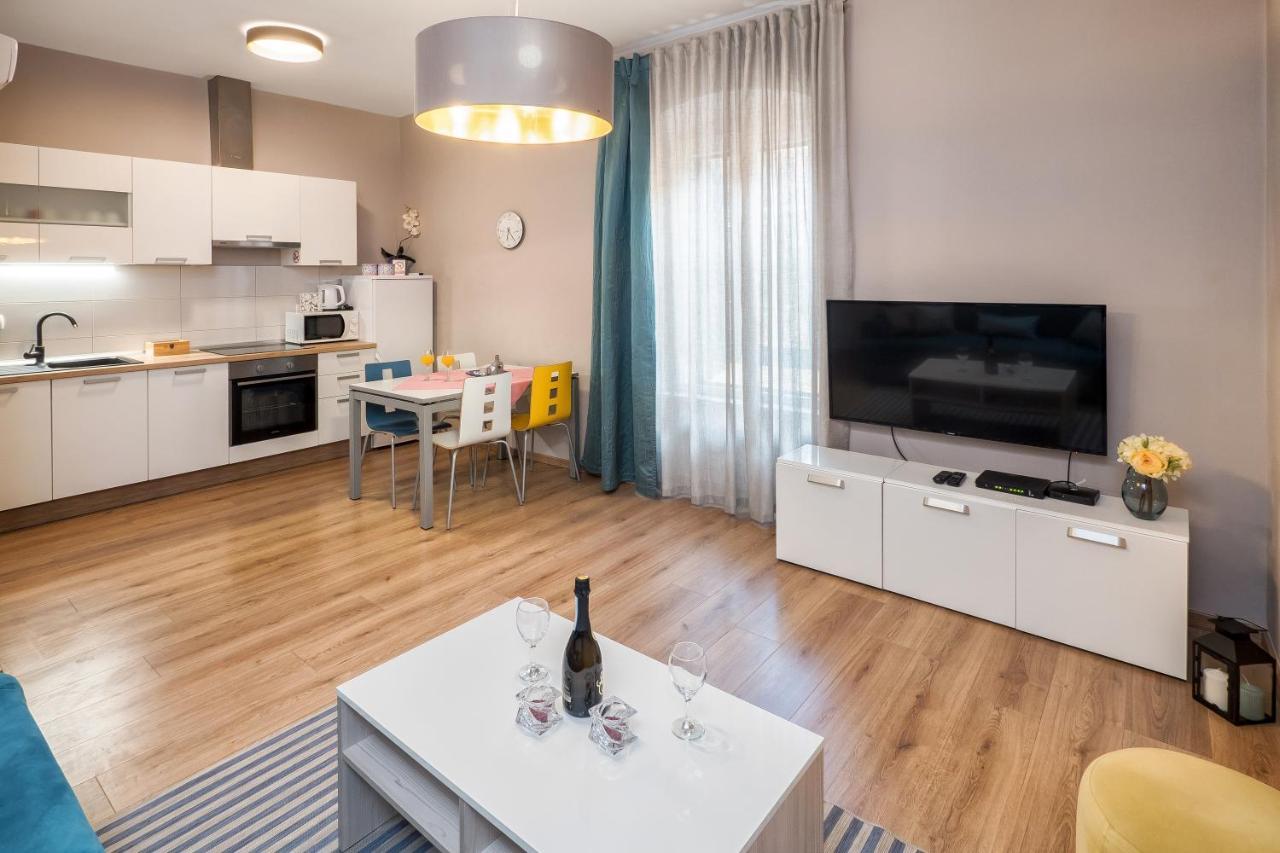 Apartment Queen Teuta In The Heart Of Split Historical Heritage 외부 사진