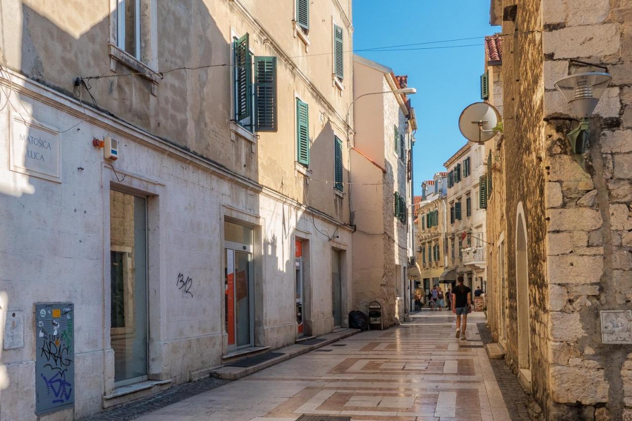 Apartment Queen Teuta In The Heart Of Split Historical Heritage 외부 사진