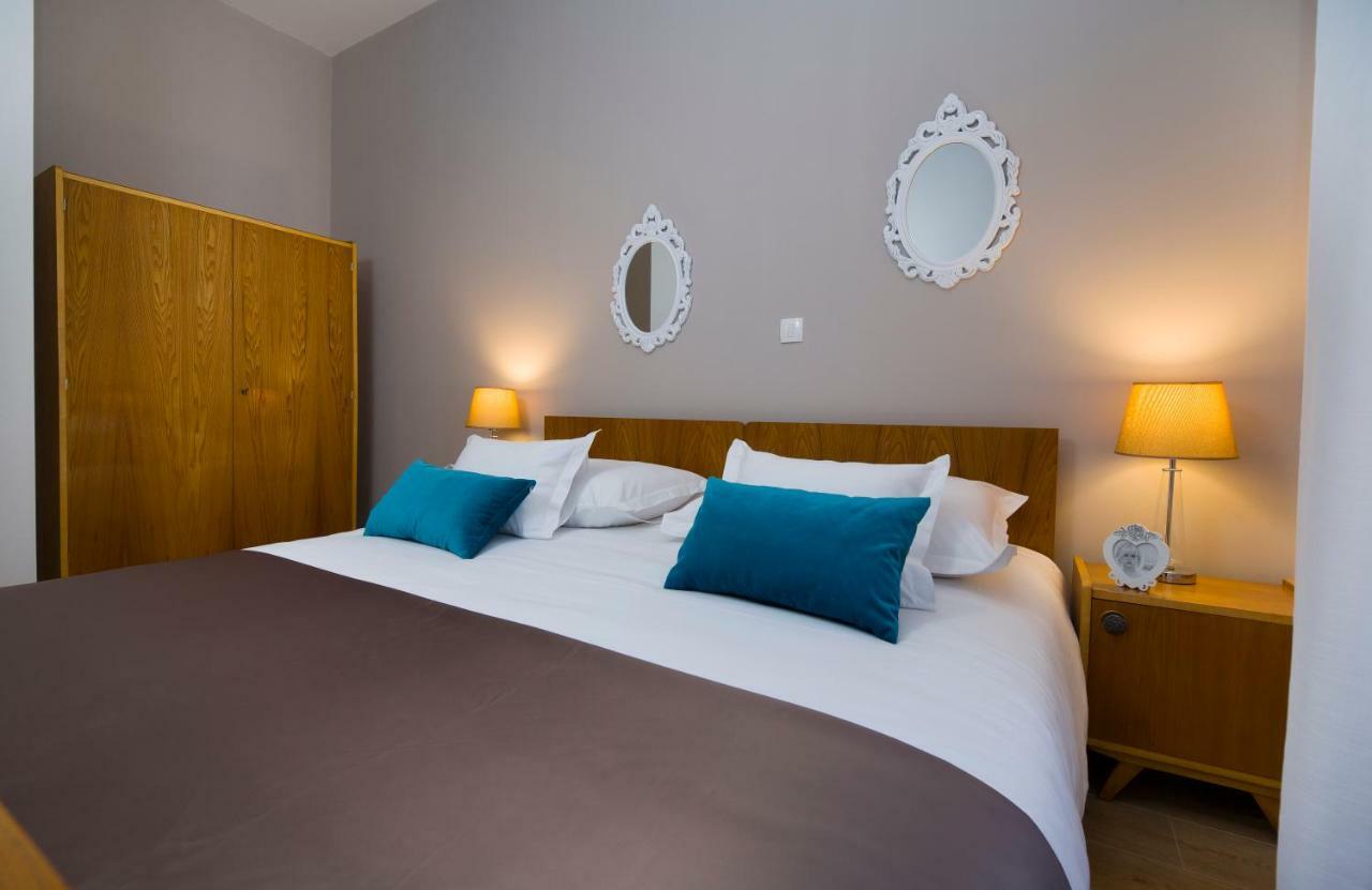 Apartment Queen Teuta In The Heart Of Split Historical Heritage 외부 사진